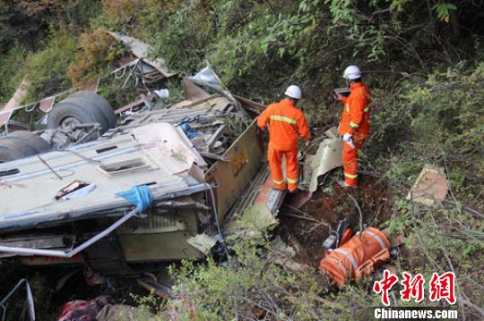 国道318线四川雅江段“9.16”交通事故遇难者升至7人