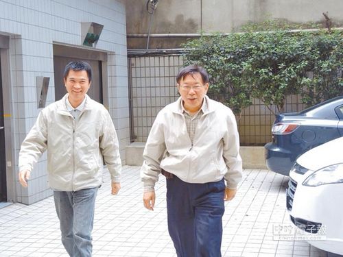 柯文哲“小内阁”多人内定18市政人员不满请辞