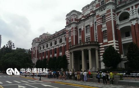 马英九办公楼成台湾一大景点参访者中大陆游客最多