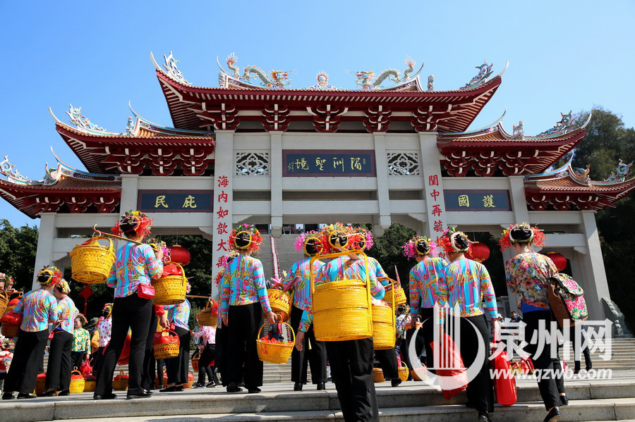 福建三大渔女同拜妈祖　蟳埔女惠安女湄洲女盛装出行