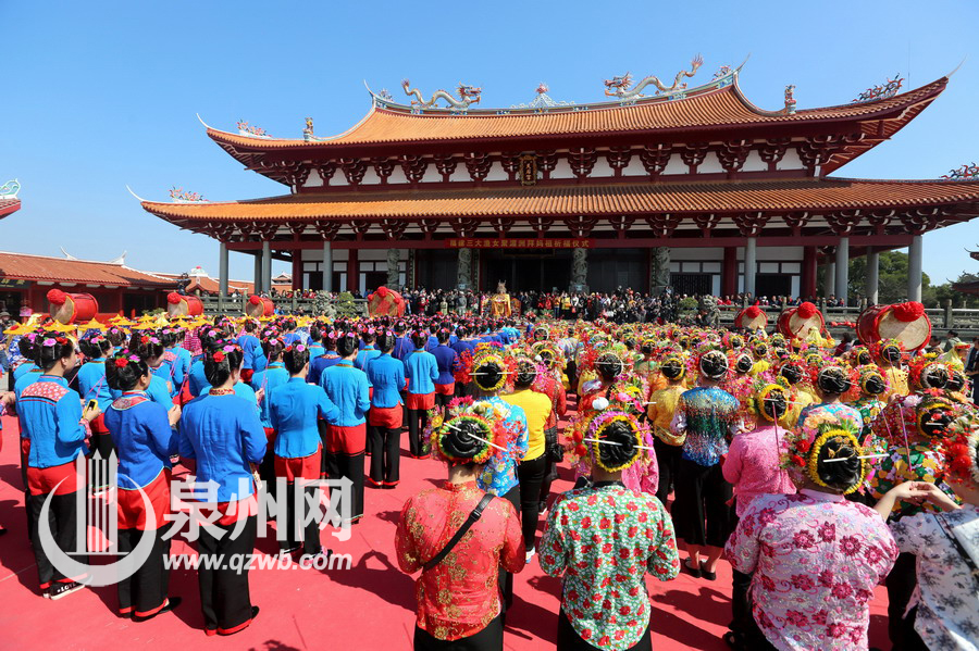 福建三大渔女同拜妈祖　蟳埔女惠安女湄洲女盛装出行