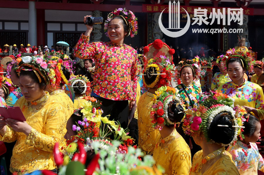 福建三大渔女同拜妈祖　蟳埔女惠安女湄洲女盛装出行